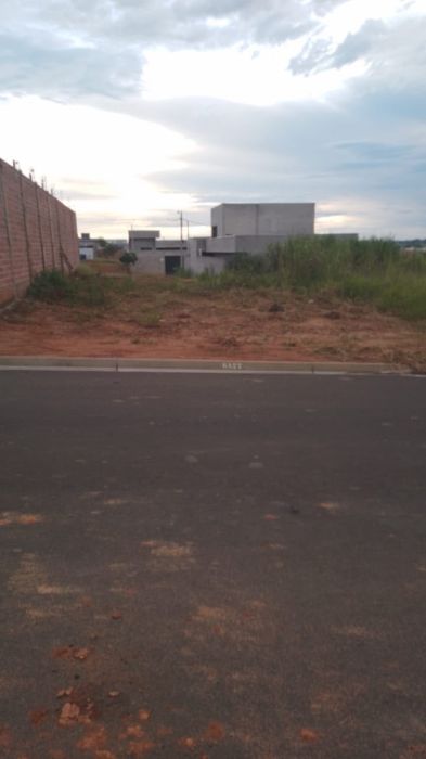 Terreno - Venda - Jardim Marajoara - Limeira - SP