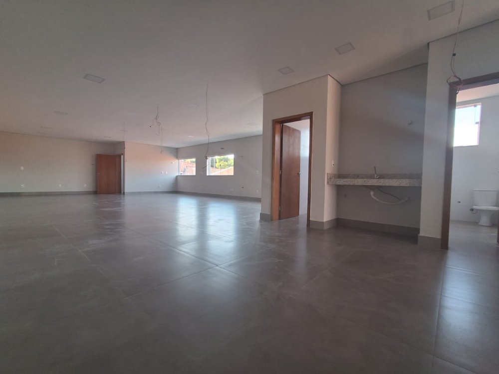 Imvel Comercial - Aluguel - Vila Cludia - Limeira - SP