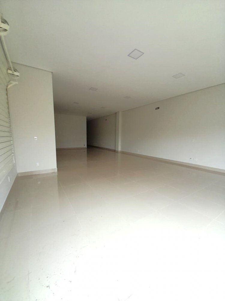 Casa Comercial - Aluguel - Jardim dos Jequitibás - Limeira - SP