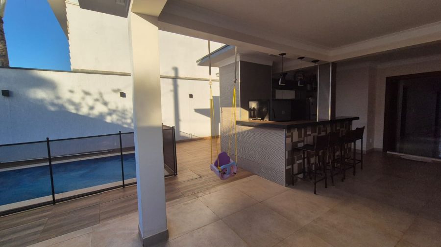 Casa em Condomnio - Venda - Parque Residencial Roland - Limeira - SP