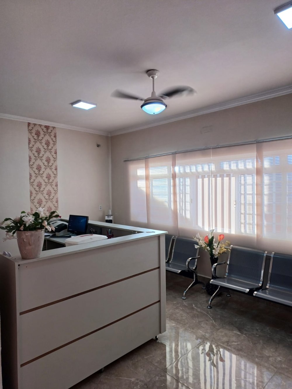 Sala Comercial - Aluguel - Jardim Montezuma - Limeira - SP
