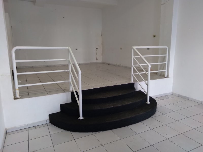 Imvel Comercial - Aluguel - Jardim Vista Alegre - Limeira - SP