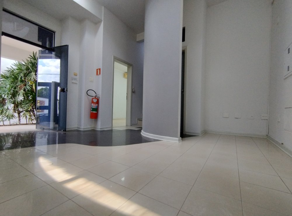 Imvel Comercial - Aluguel - Jardim Elisa Fumagalli - Limeira - SP