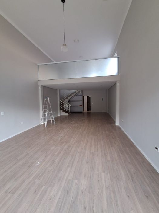 Im�vel Comercial - Aluguel - Vila Santa Ros�lia - Limeira - SP