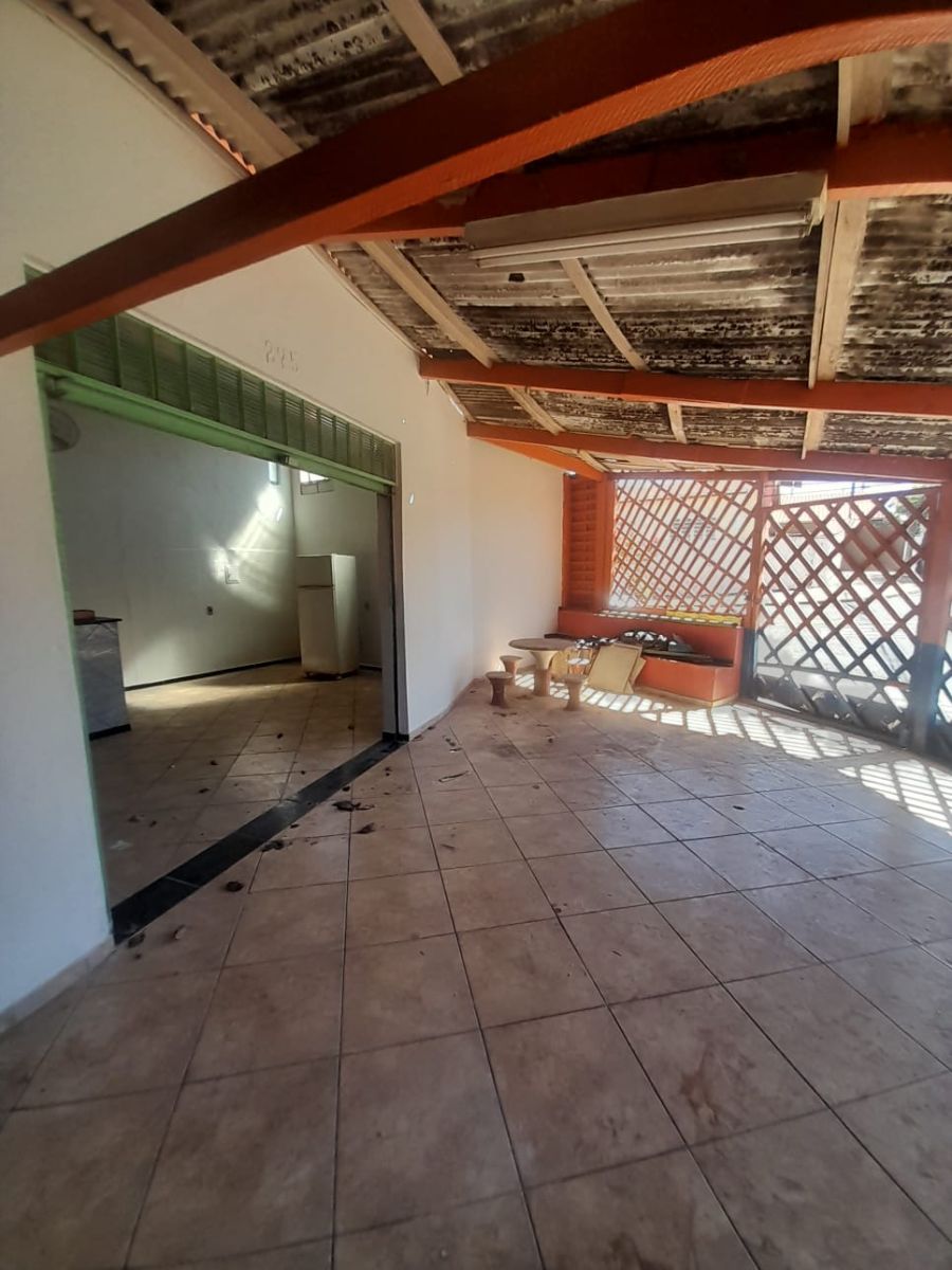 Im�vel Comercial - Aluguel - Parque Hippolyto - Limeira - SP