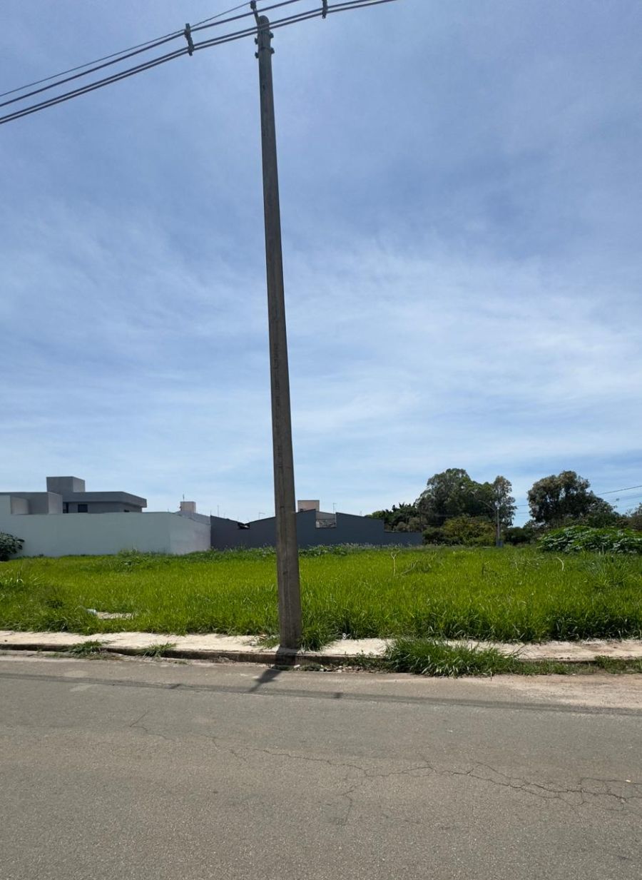 Terreno - Venda - Jardim �guas da Serra - Limeira - SP