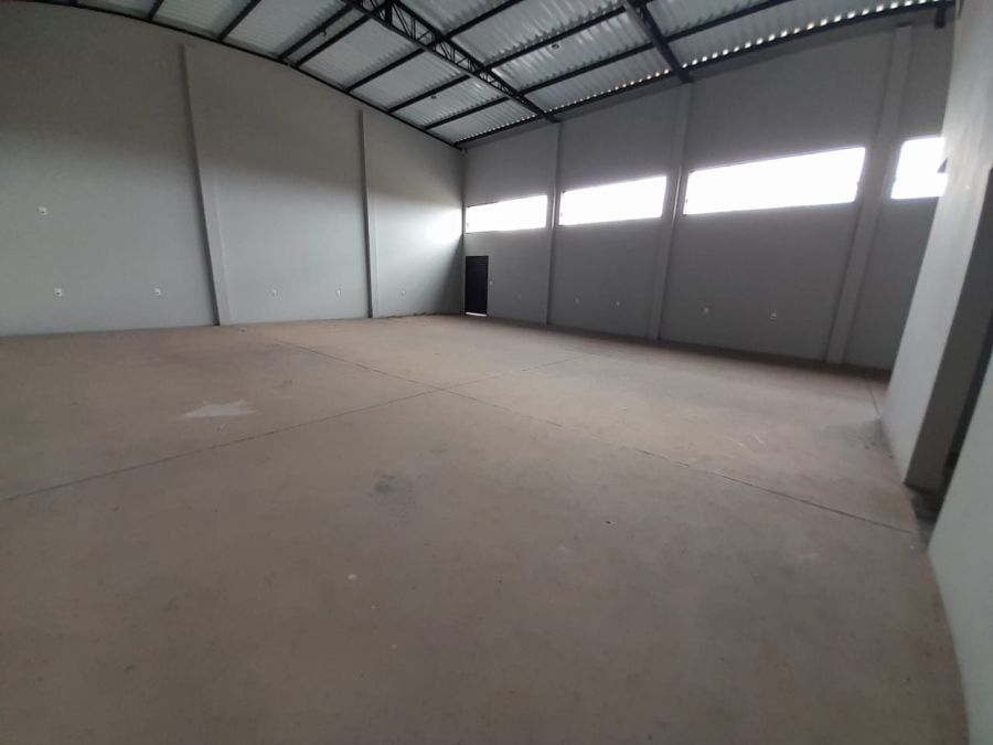 Barrac�o - Aluguel - Jardim Residencial e Comercial Alto dos Laranjais - Limeira - SP