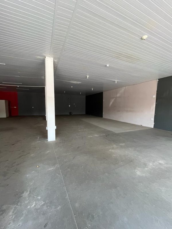 Imóvel Comercial - Venda - Jardim São Francisco - Limeira - SP