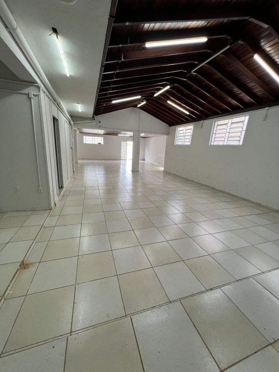 Barrac�o - Venda - Jardim Residencial Village - Limeira - SP