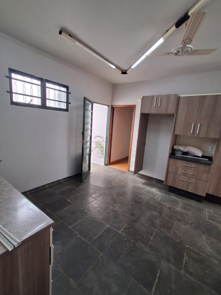 Casa - Aluguel - Vila Cristovam - Limeira - SP
