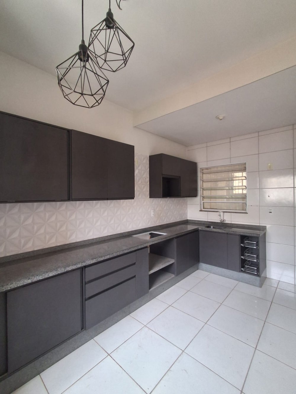 Casa em Condomnio - Aluguel - Jardim Residencial Flrida - Iracempolis - SP