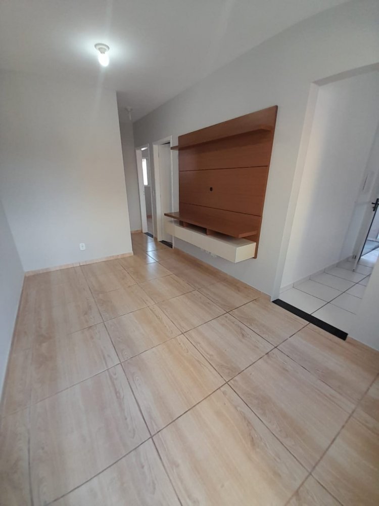 Casa em Condomnio - Aluguel - Residencial Itamarac - Limeira - SP