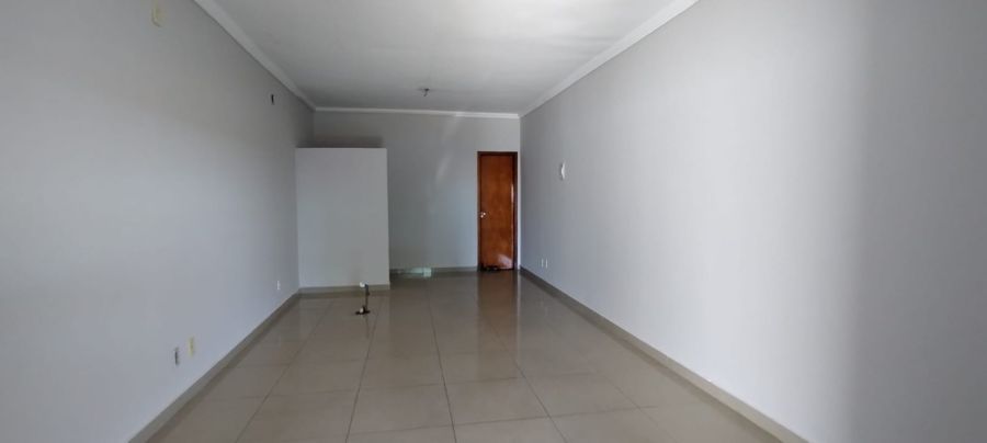 Im�vel Comercial - Aluguel - Parque Residencial Santa Eul�lia - Limeira - SP