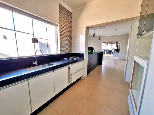 Casa em Condomnio - Aluguel - Vale das Oliveiras - Limeira - SP
