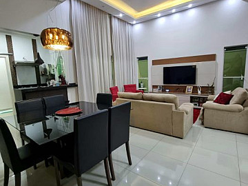 CASA � VENDA