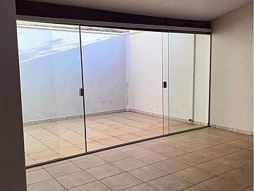 CASA EM CONDOM�NIO � VENDA