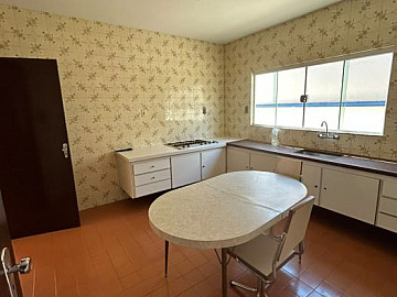 CASA � VENDA