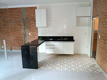 CASA EM CONDOM�NIO PARA LOCA��O