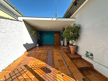 CASA � VENDA