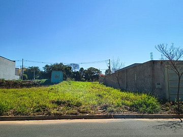 TERRENO � VENDA