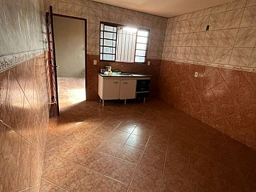 CASA � VENDA