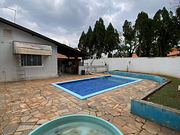 CASA � VENDA
