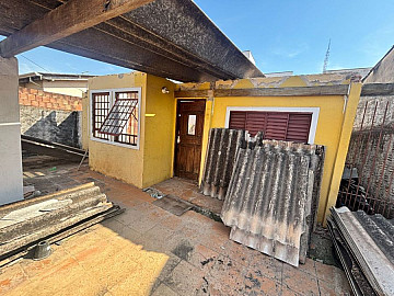 CASA EM CONSTRU��O � VENDA