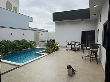 CASA EM CONDOM�NIO � VENDA