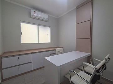 IM�VEL COMERCIAL � VENDA