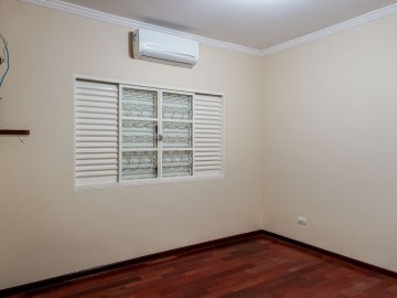 Quarto com sute