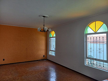 CASA � VENDA