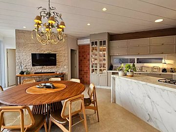 CASA EM CONDOM�NIO � VENDA