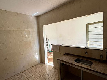 CASA � VENDA