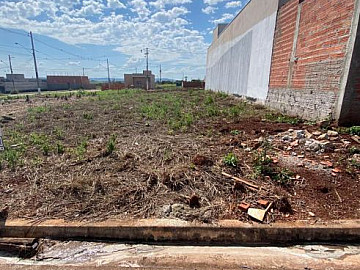 TERRENO � VENDA